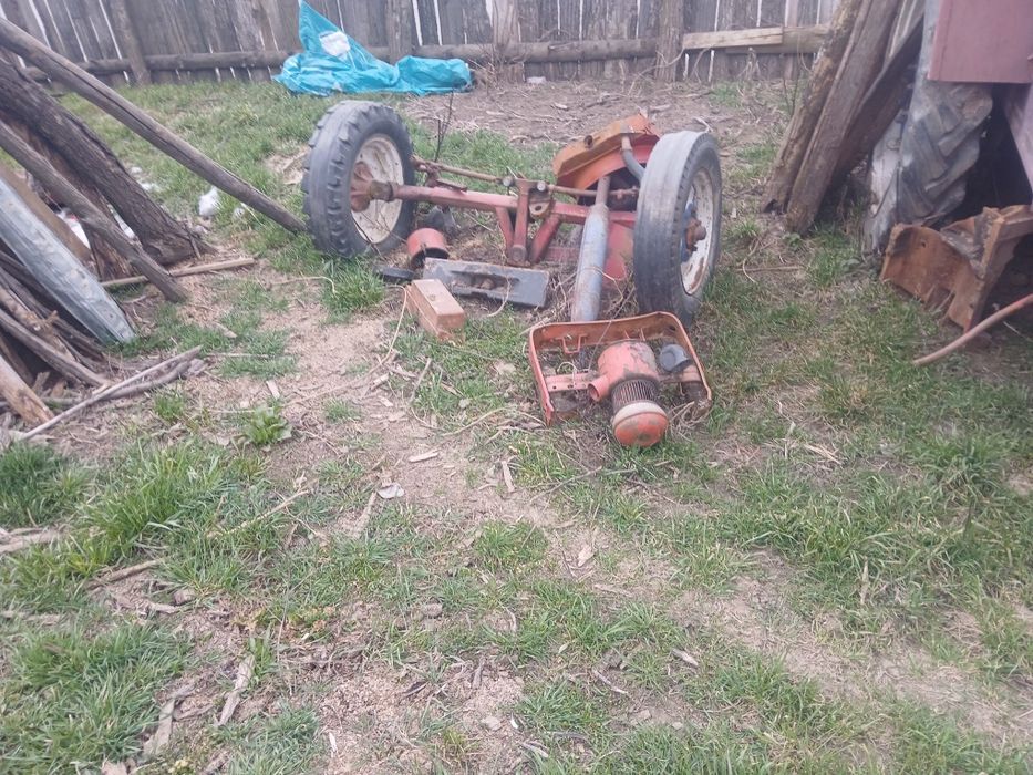 Universal 45 cp de  vanzare