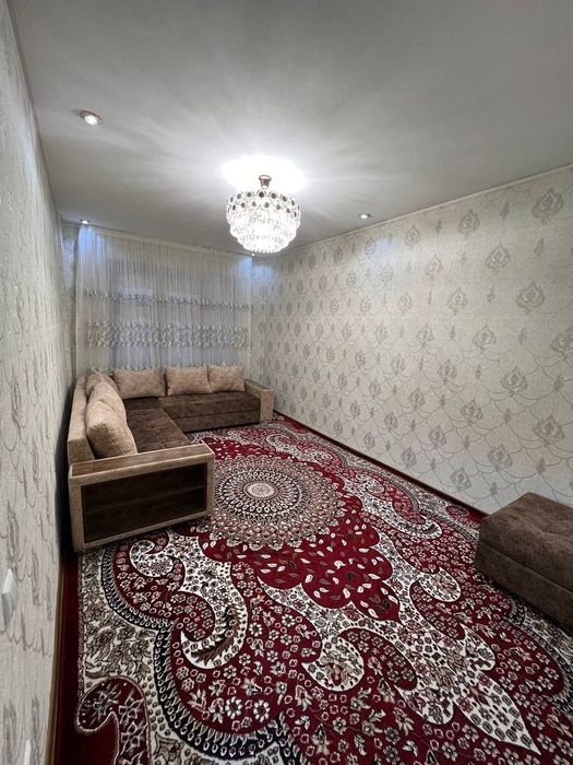 Уй сотилади жуда 10- мкр. Да