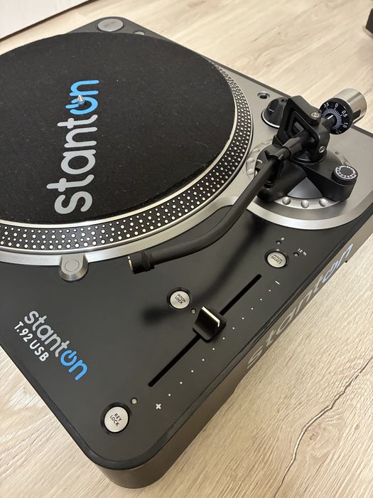 Грамофони Stanton T.92USB