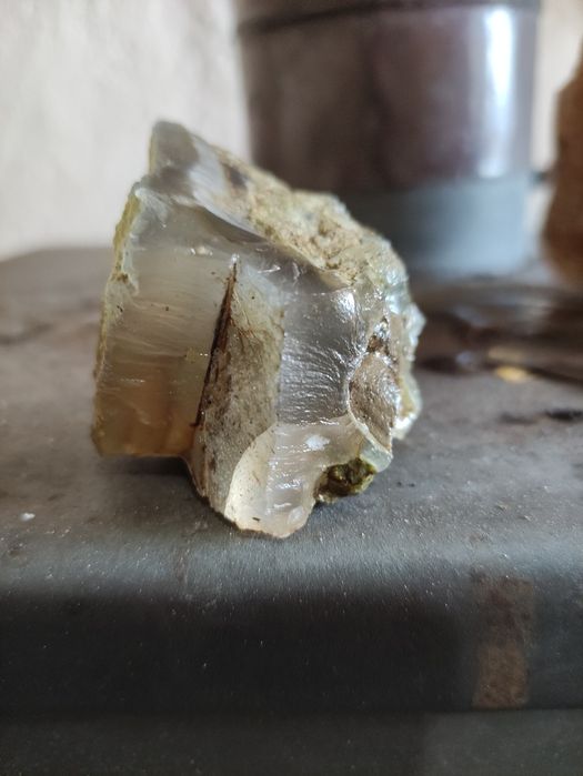 Продавам кристали