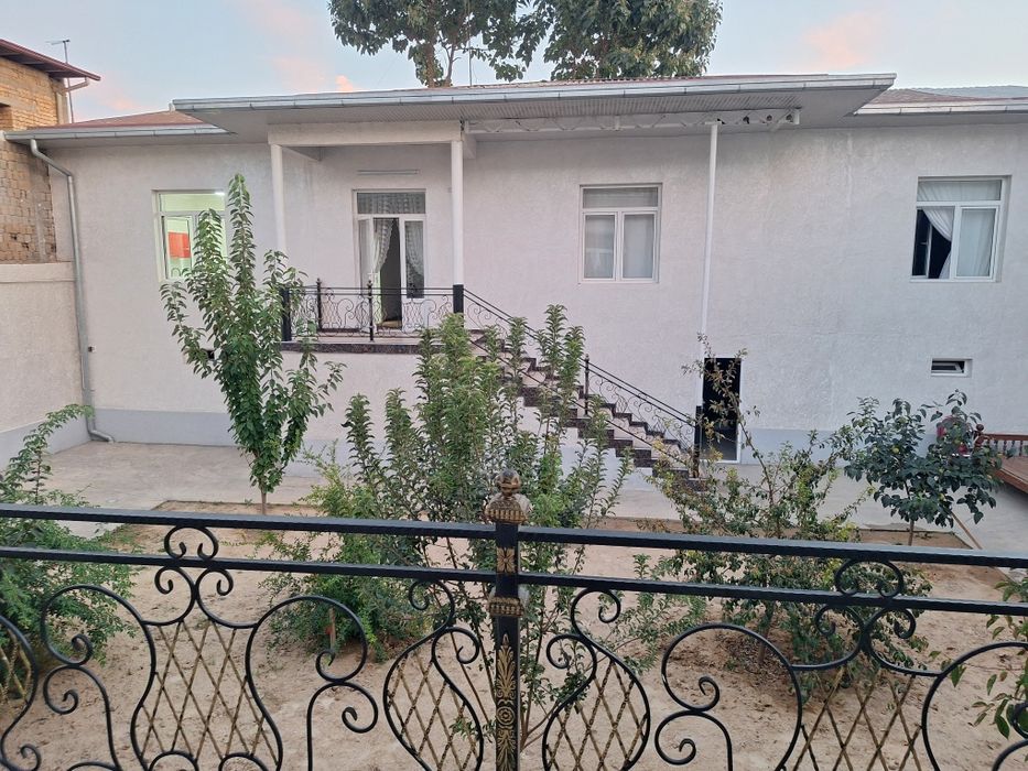Toshkent tumani "Abdurahmon" 6 sotok hovli (pod klyuch)