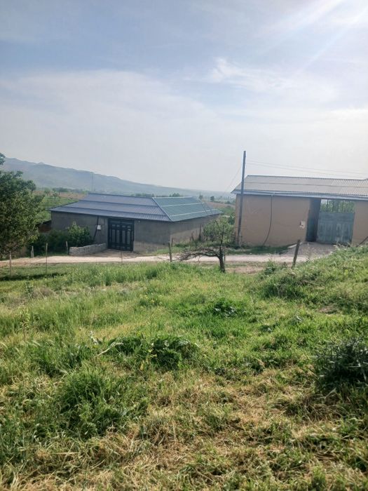 Тошкет вил Паркент туман Санганак  да 5-10 сотх ли ер сотилади