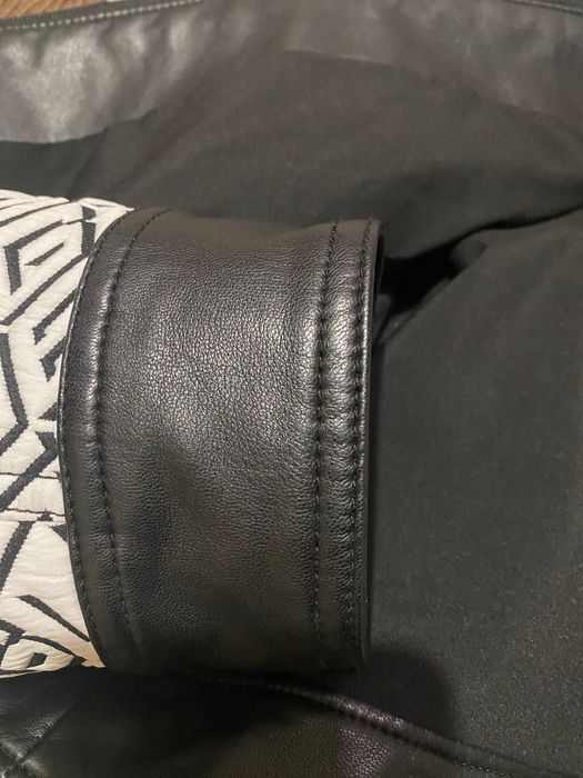 Дамско яке GUESS