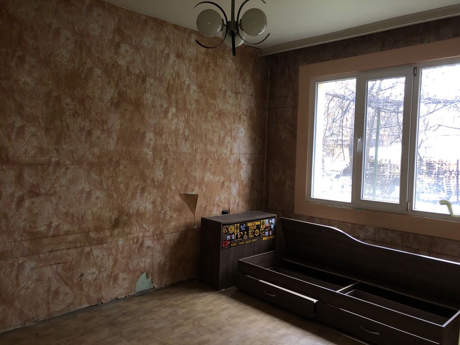 Продава се Тристаен апартамент в Пловдив, Кючук Париж - 82 кв.м за 1464 €/кв.м - Снимка #4