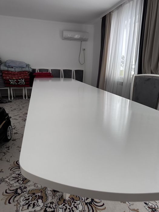 Стол гостевой со стульями