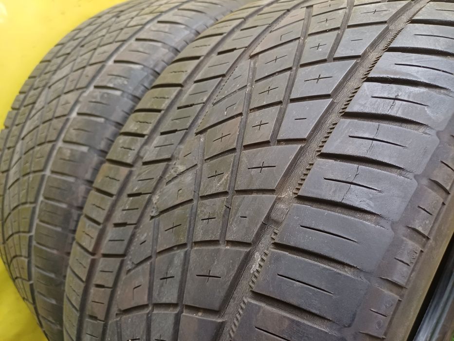 Шины 245/45 ZR17 Continental пара.