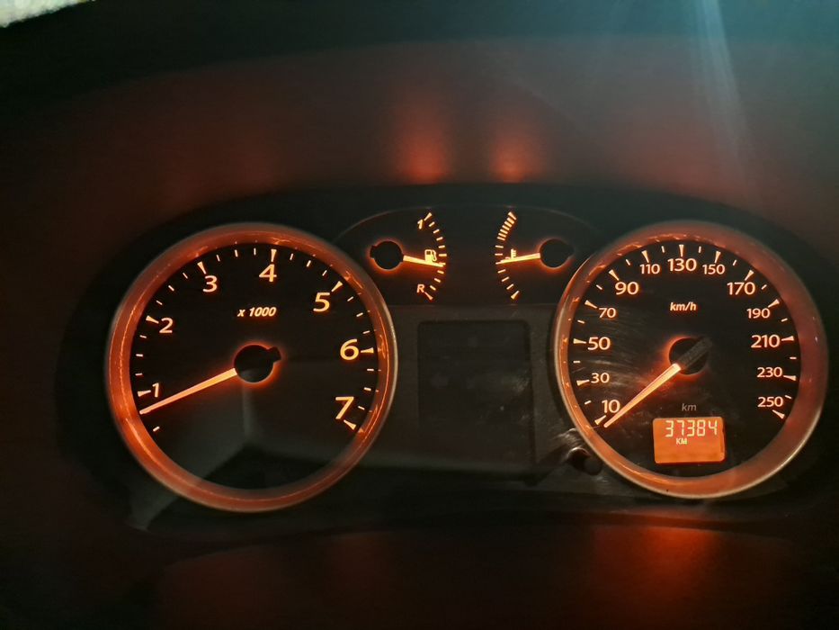 Renault symbol 2011 E 5