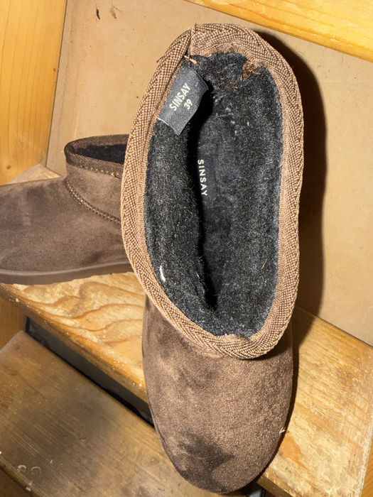 Ниски боти sinsay