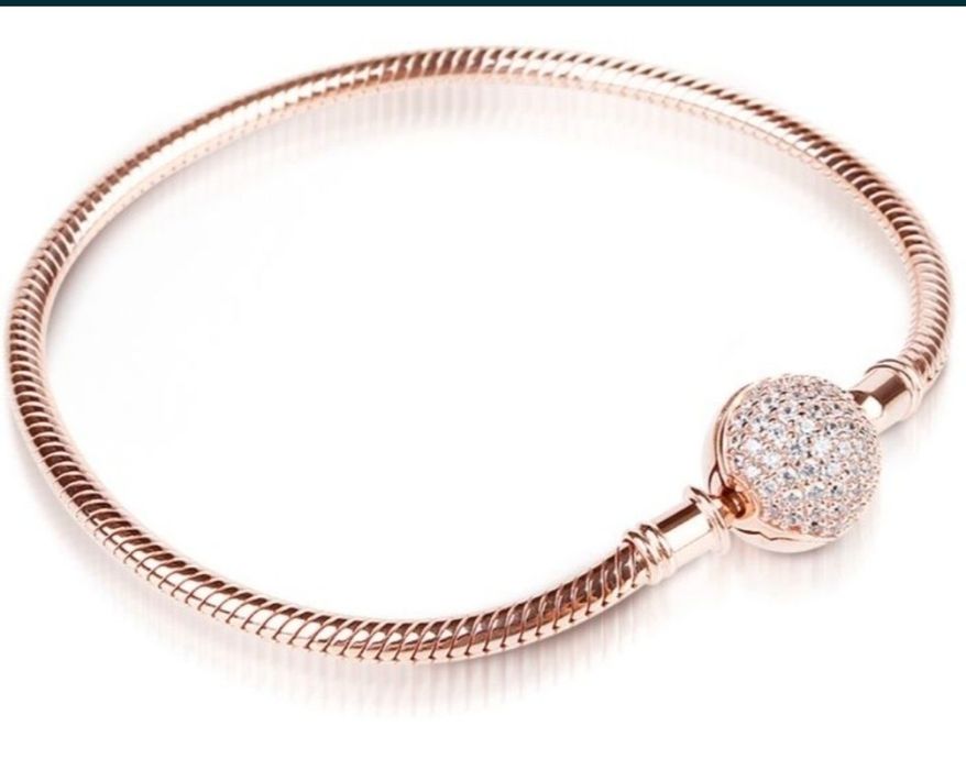 Gnoce bracelet with charm