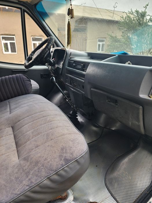 Ford sotiladi 1991