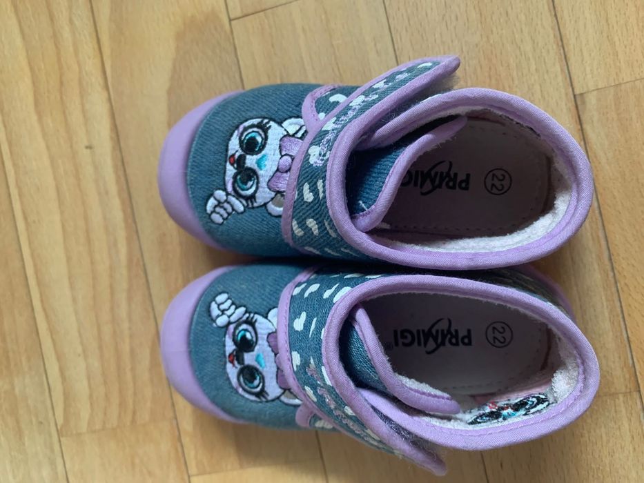 Papuci interior Primigi marimea 22