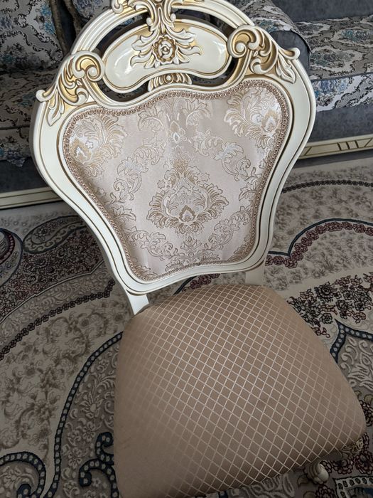 Стулья королевский