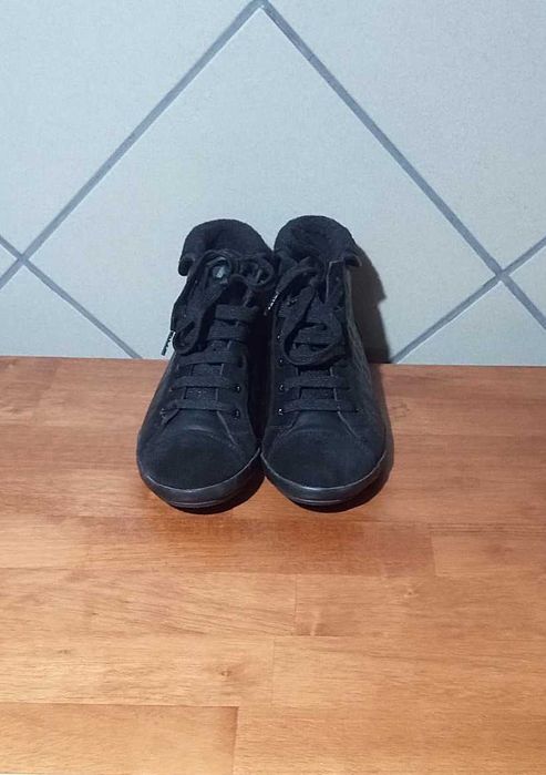 Pantofi Armani Jeans pentru femei – mărimea 40