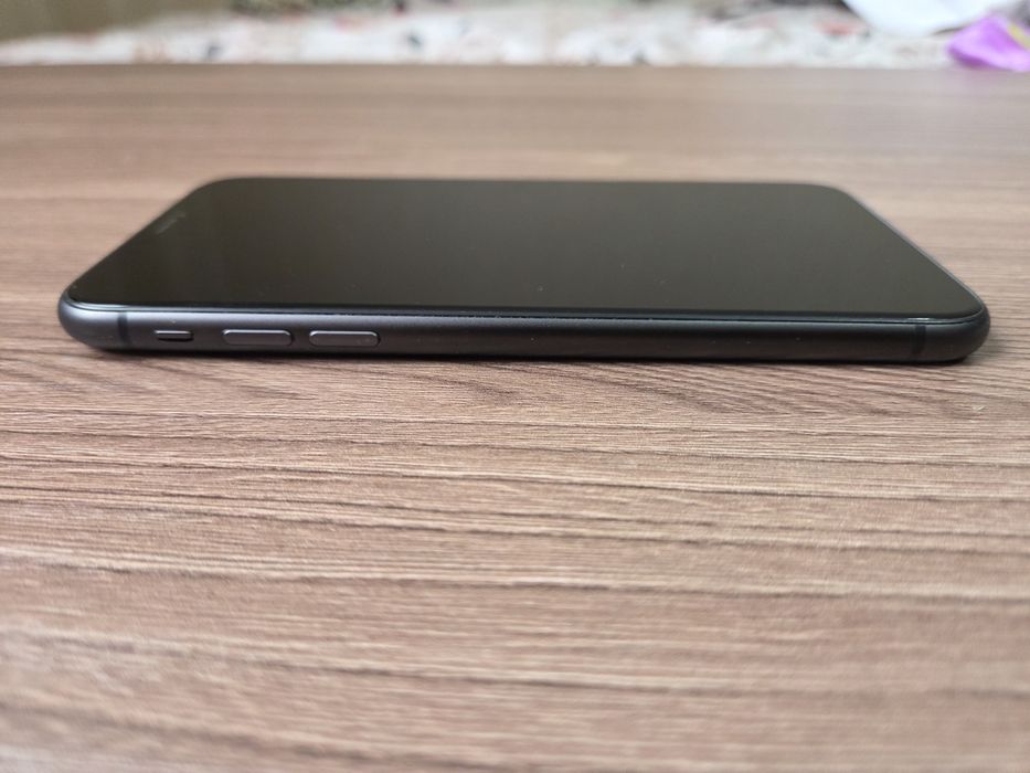 Айфон 11 128гб 84% акум