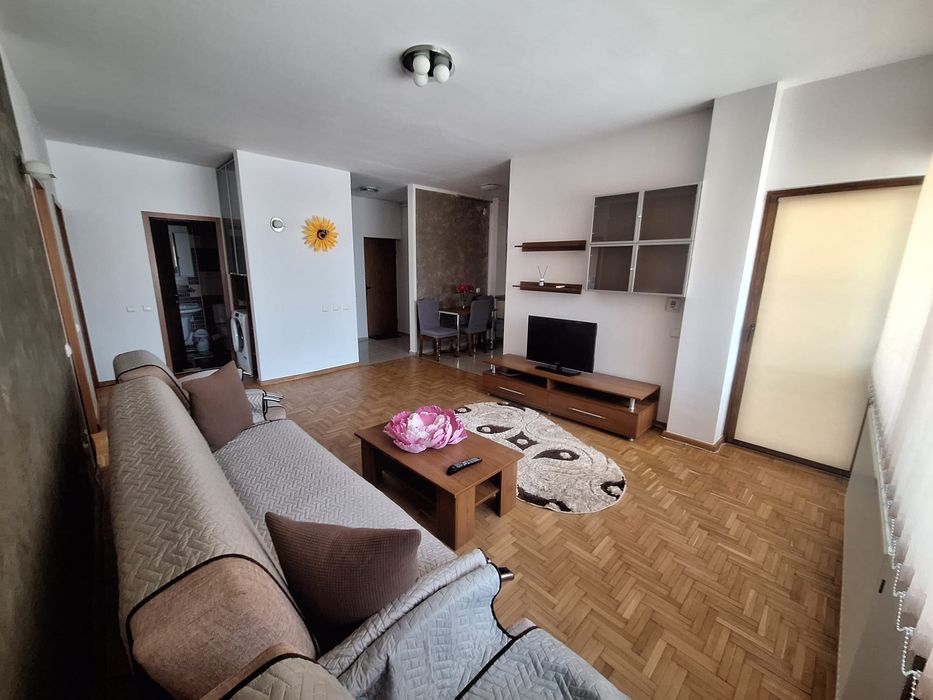 Apartament 3 camere de închiriat (Otopeni)