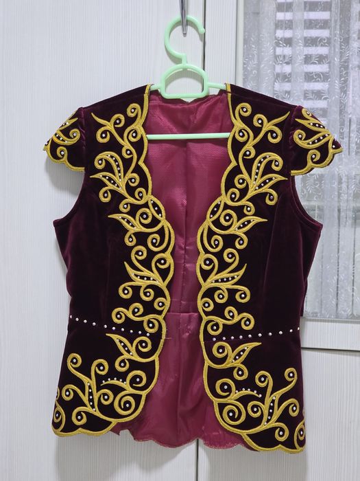 Қазақша жекеттер