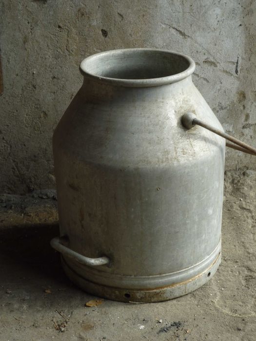 Бидоны алюминиевые по 8000тг.