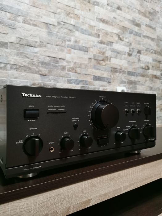 Amplificator Technics SU V 900