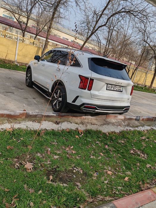 Kia sorento srochna sotiladi?