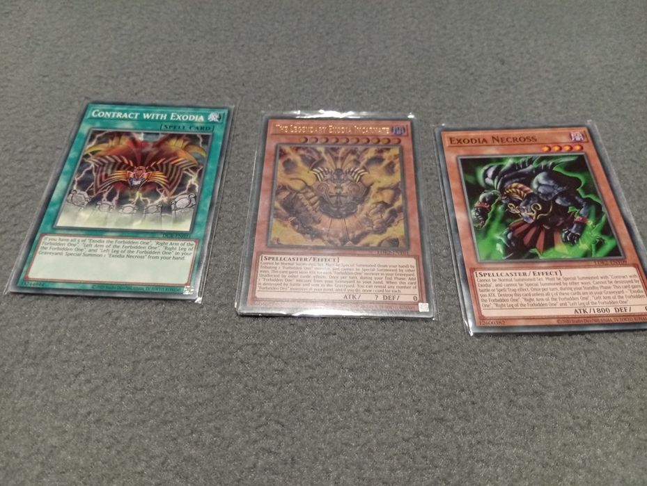 Карти Yu Gi Oh ..