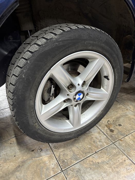 Продам диски БМВ 43 стиль, с резиной