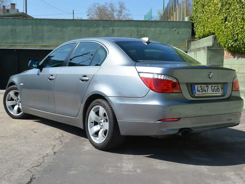 На Части BMW E60 5-серия 520D 177 к.с. седан Facelift