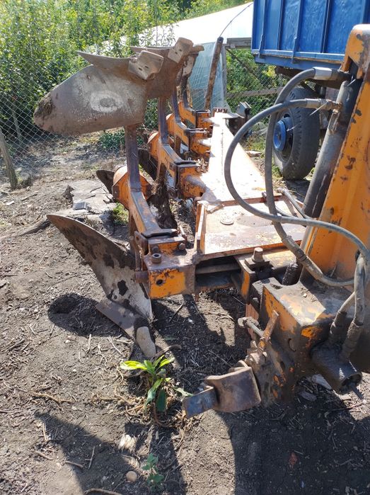 Plug reversibil huard