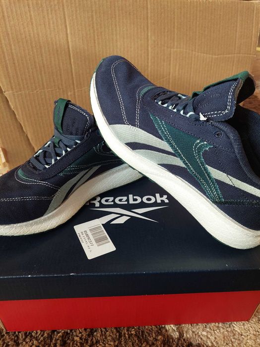 Маратонки Zara-43  и  Reebok 37,5 размер