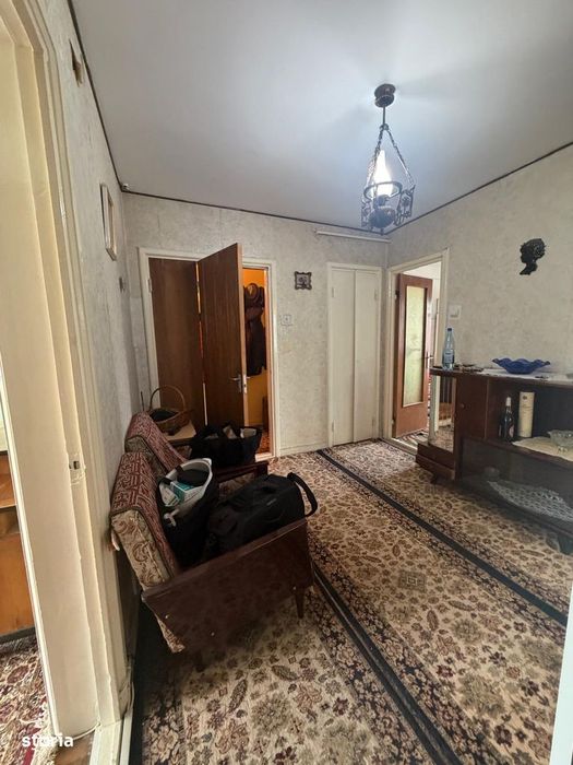 Vand 3 Camere Decomandat etaj 3 ultracentral