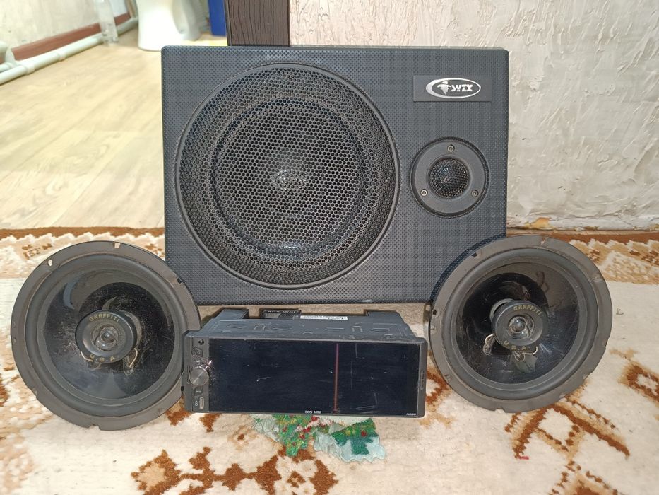 Автомагнитола буфер колонки