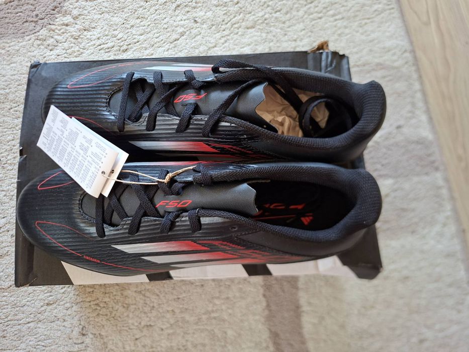 Стоножки мъжки-адидас F50, голям номер