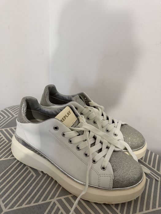 Дамски кецове и сандали Nike, Balenciaga,Replay