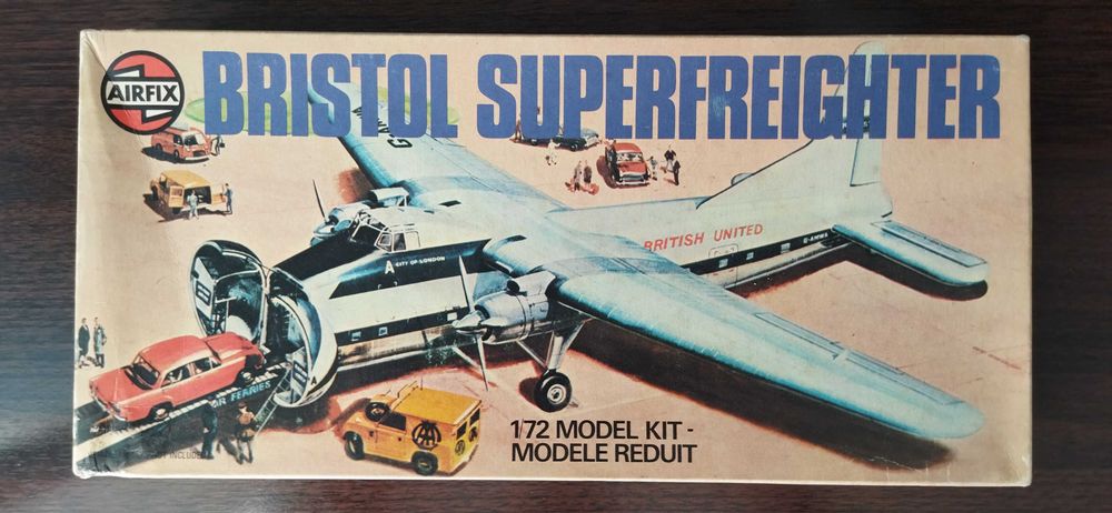 сборная модель самолета Bristol 170