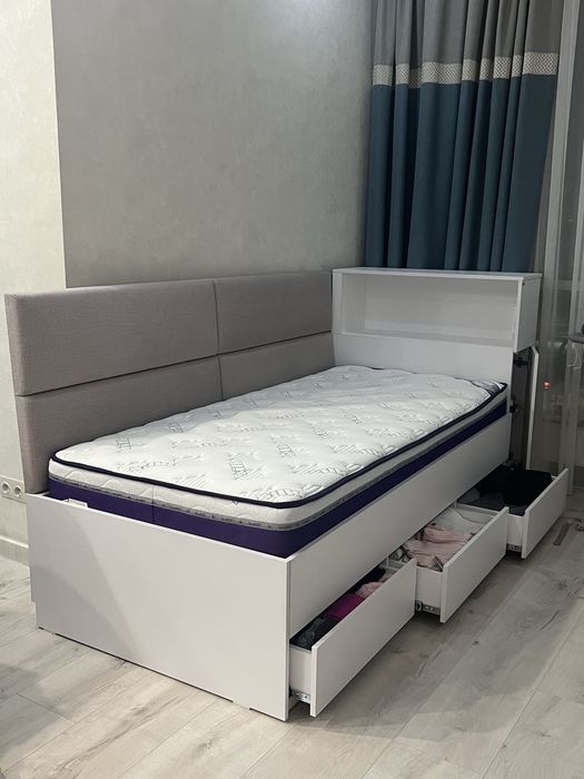 Кровать подростковая