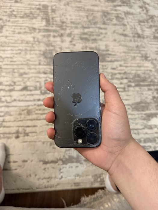 Iphone 14 pro черный цвет