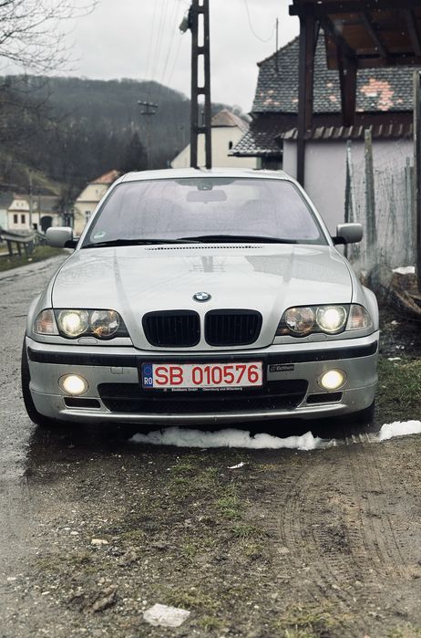 Vand bmw e 46 in stare buna