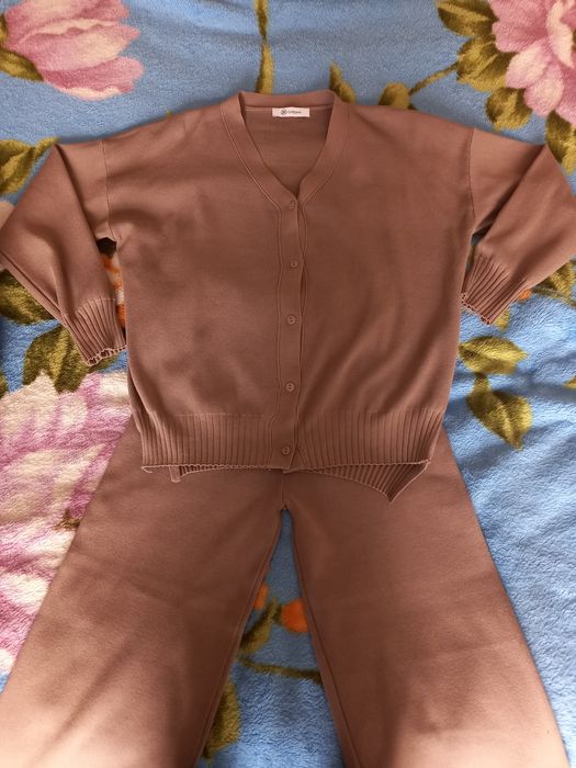 Продам вещи б/у в отличном состоянии