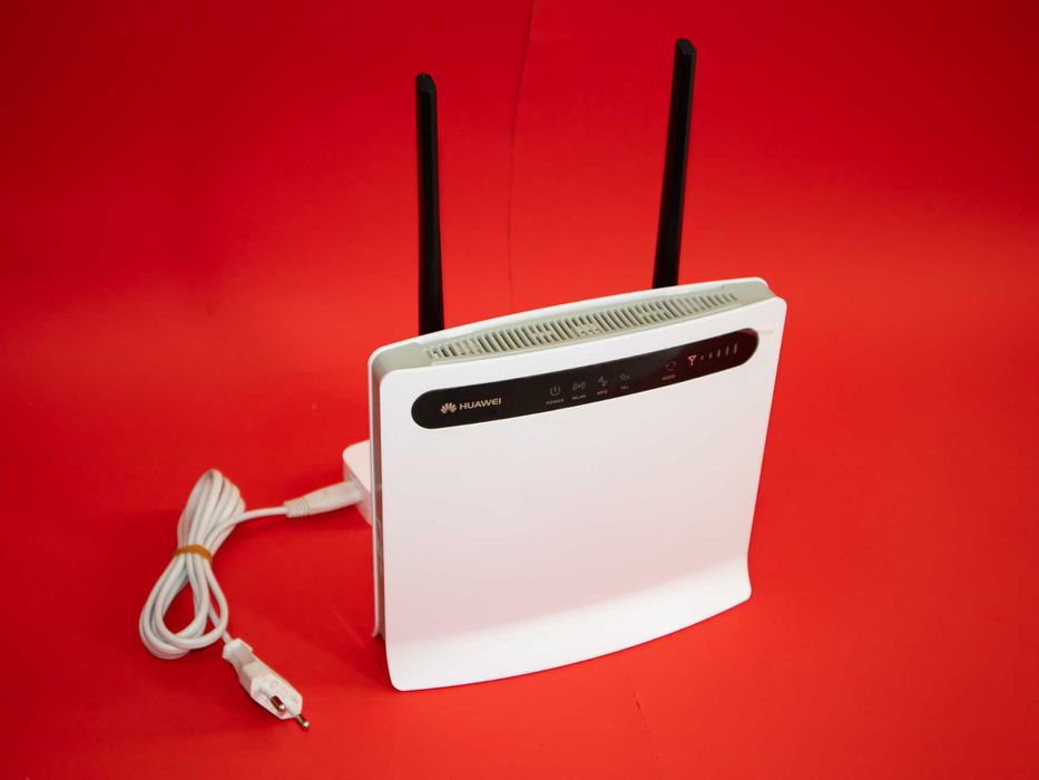 HUAWEI B593s 4G LTE SIM рутер Cat6 300Mbps Wi-Fi + Телефонна станция