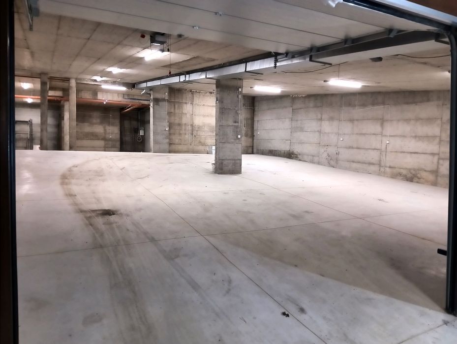 Продава се Къща в София, м-т Детски град - 704 кв.м за 583 €/кв.м - Снимка #4