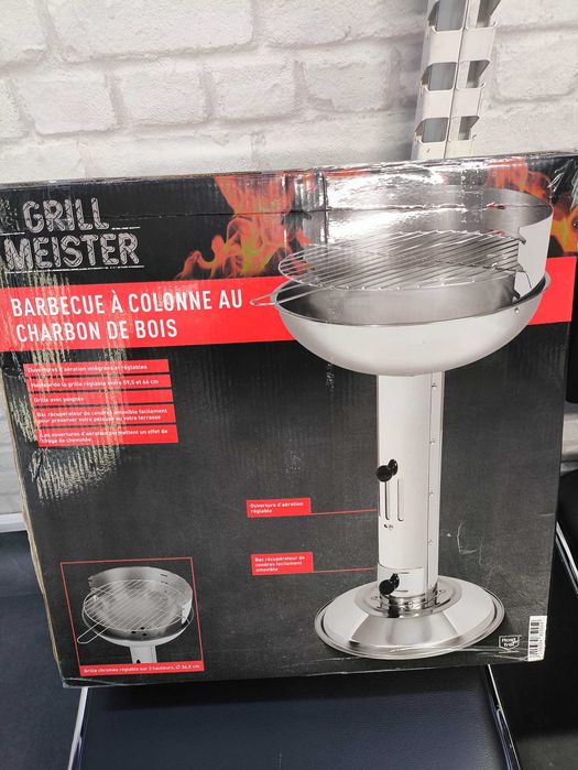 НОВА Скара на дървени въглища GRILL MEISTER, идеалният избор за сезона