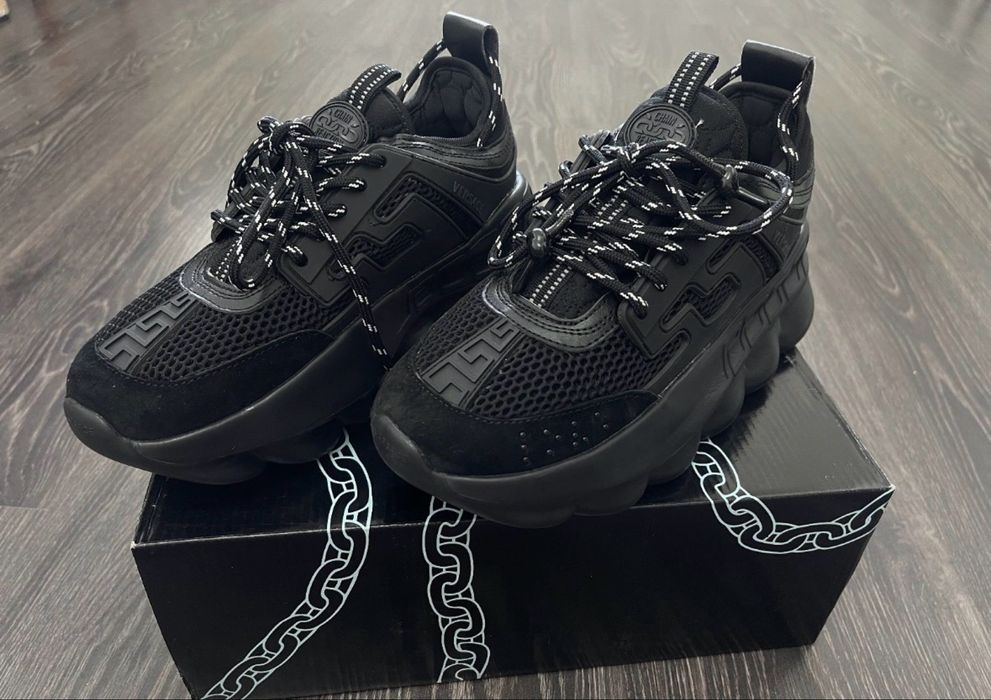 Versace Chain reaction
