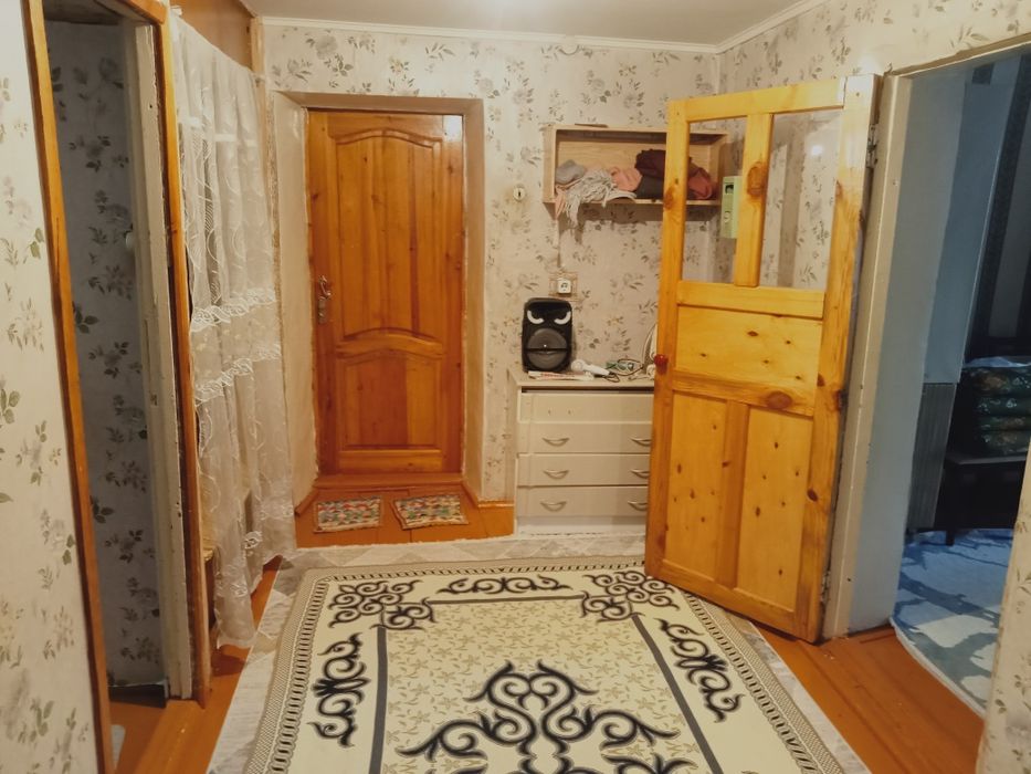 Аудан орталығынан үй сатылады