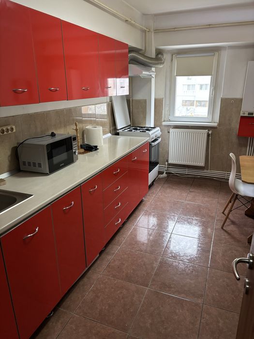 Inchiriez Apartament 2 camere zona Mazepa 2