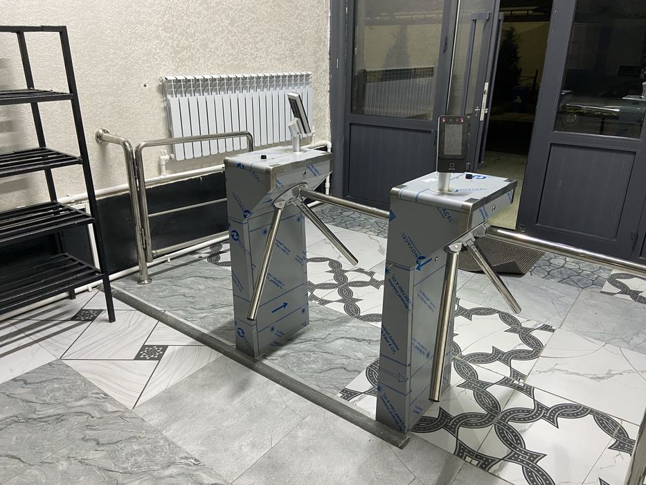 Установка турникеты, FaceID терминалы, Студдом интеграция