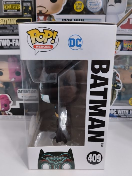 Продам Funko Pop Batman 409