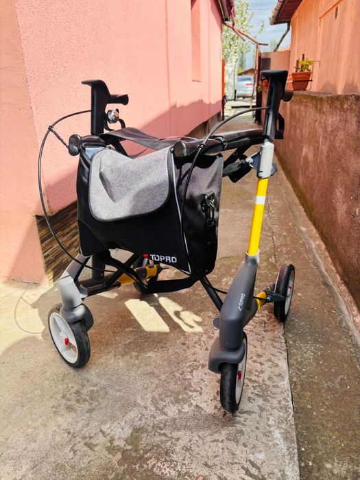 Rolator ortopedic cu 3 roti