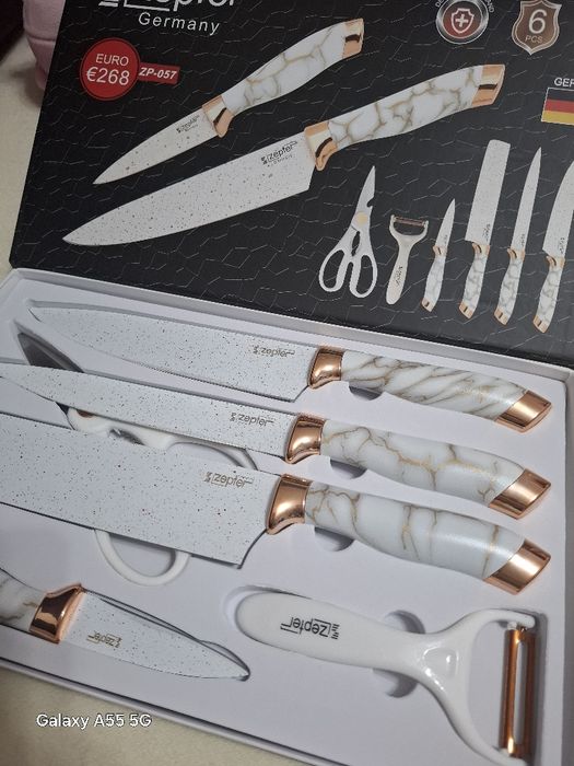 Продам набор ножей на подарок