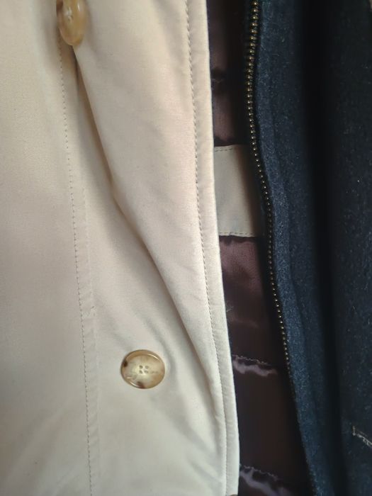Trench coat impecabil Yves Saint Laurent