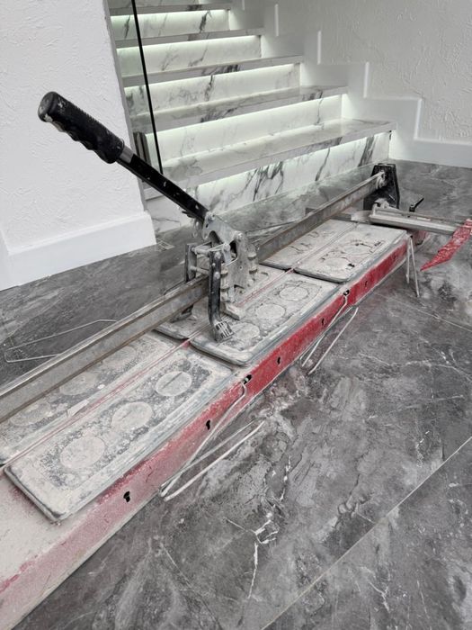 Плиткорез в хорошем  состоянии за 70000