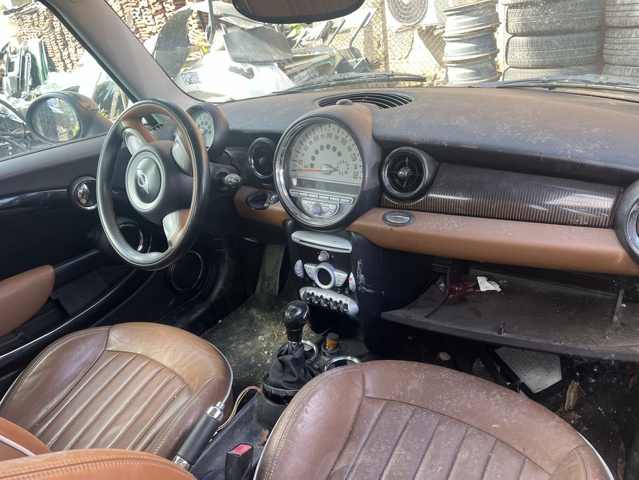 Mini Cooper Mayfair 1.6i на части